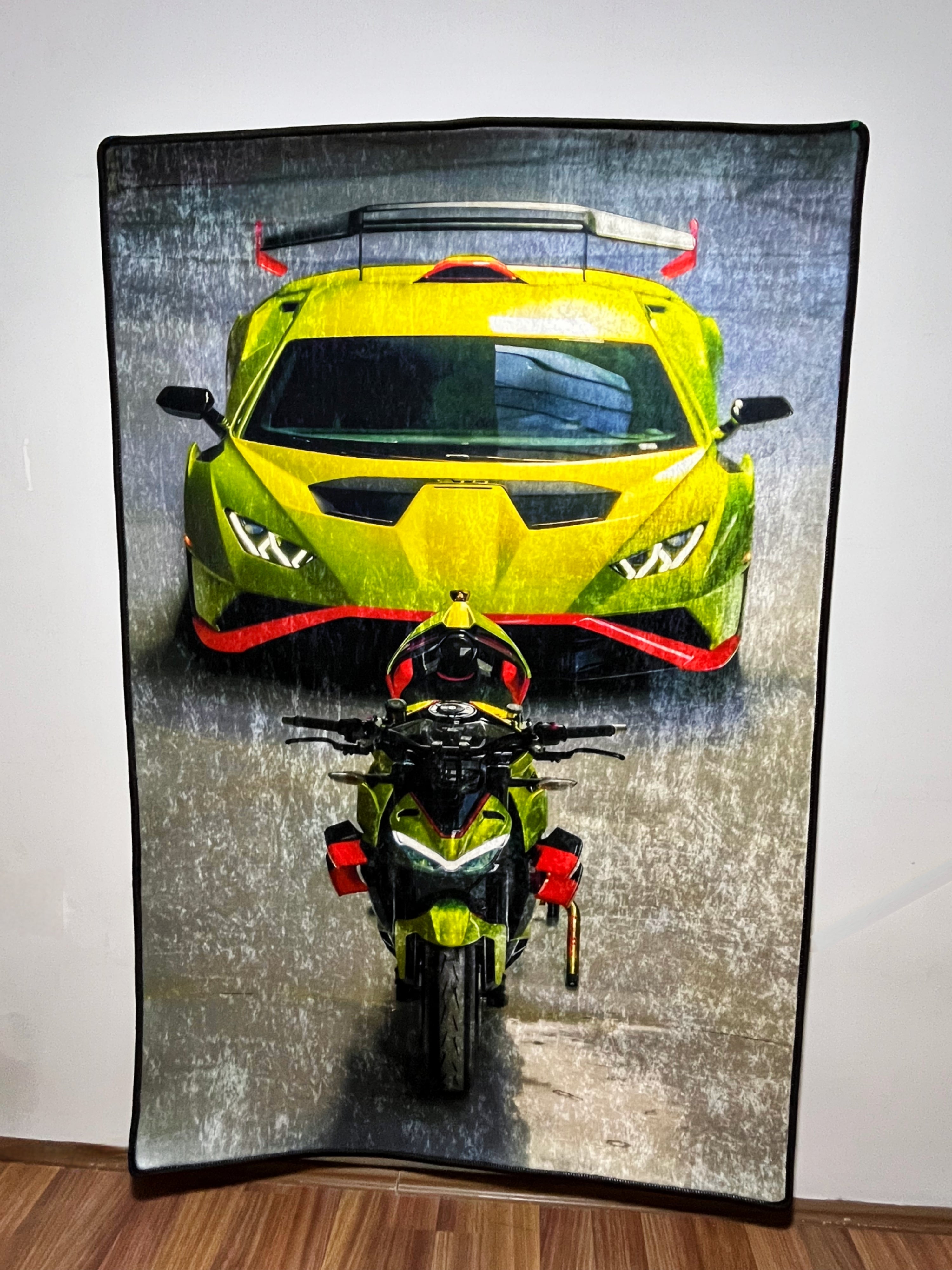 Lüks Araç Temalı Dekoratif Halı