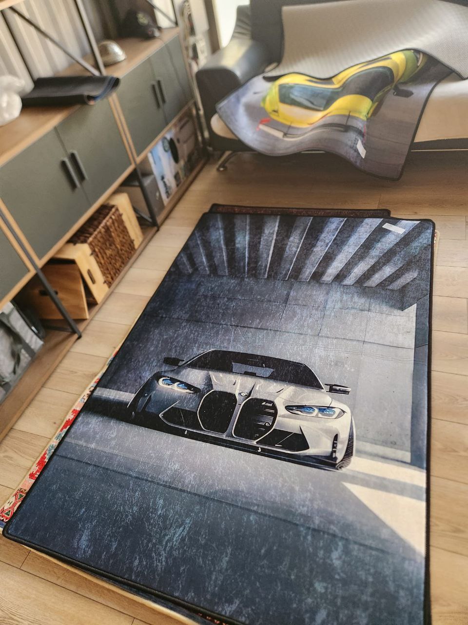 BMW lüks Araba Temalı  Dekoratif Halı